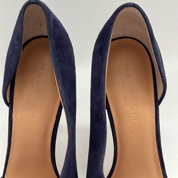 HALSTON Blue Suede Leather Slip On Heels Size 8 - Picture 2 of 9